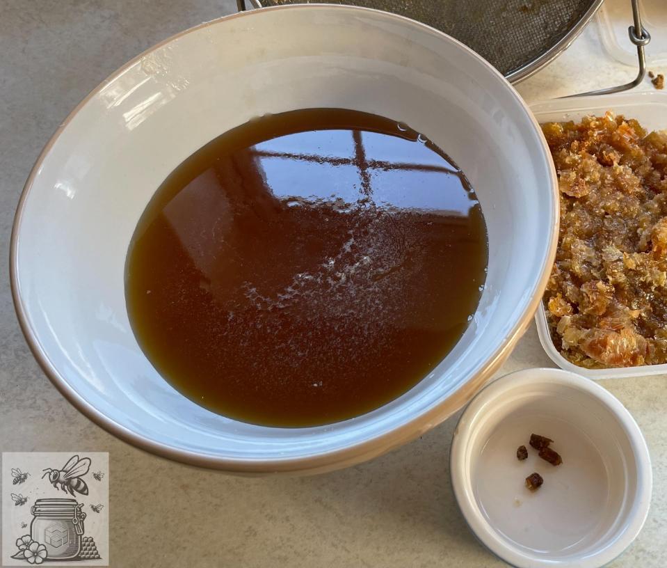 bee_pollen_and_raw_honey